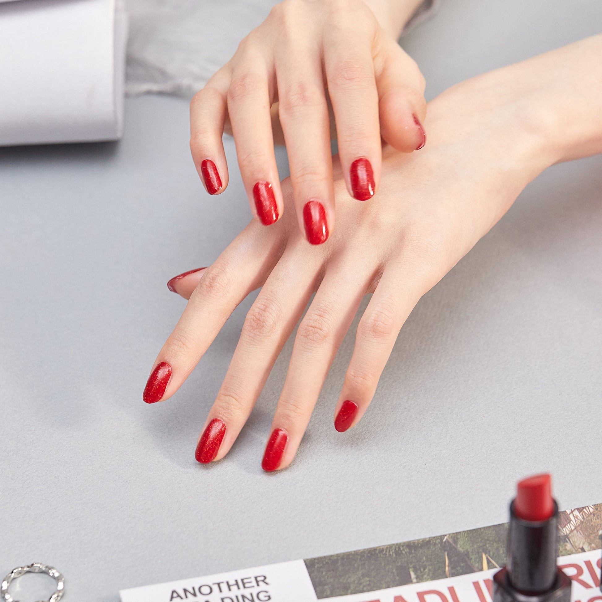 Glitter #01 — Ruby Glow