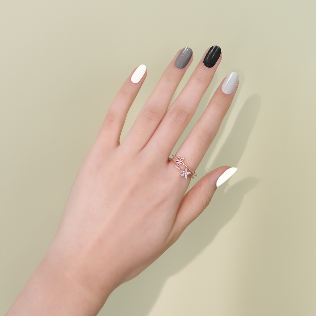 Mixed #05 — Monotone Mix