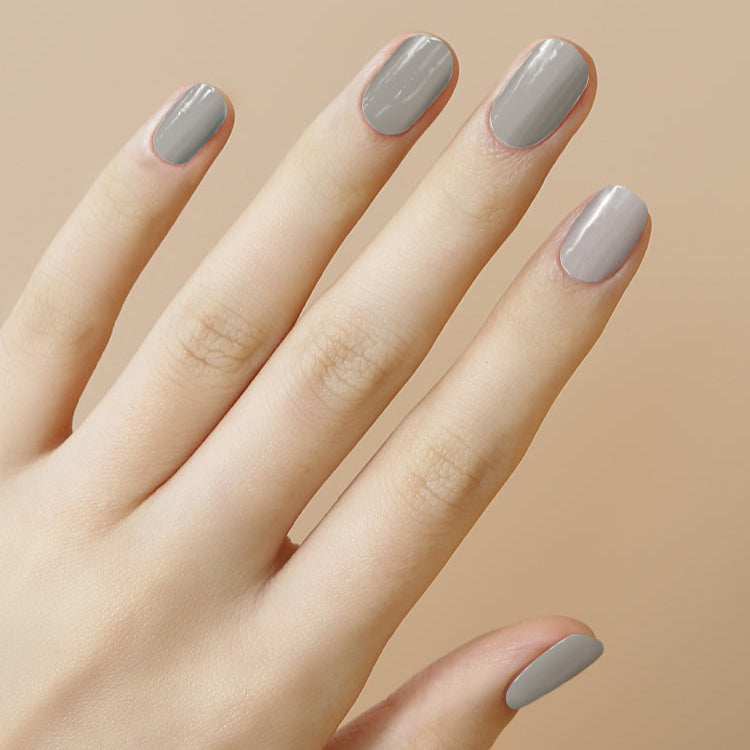 Solid #09 — Cloud Grey